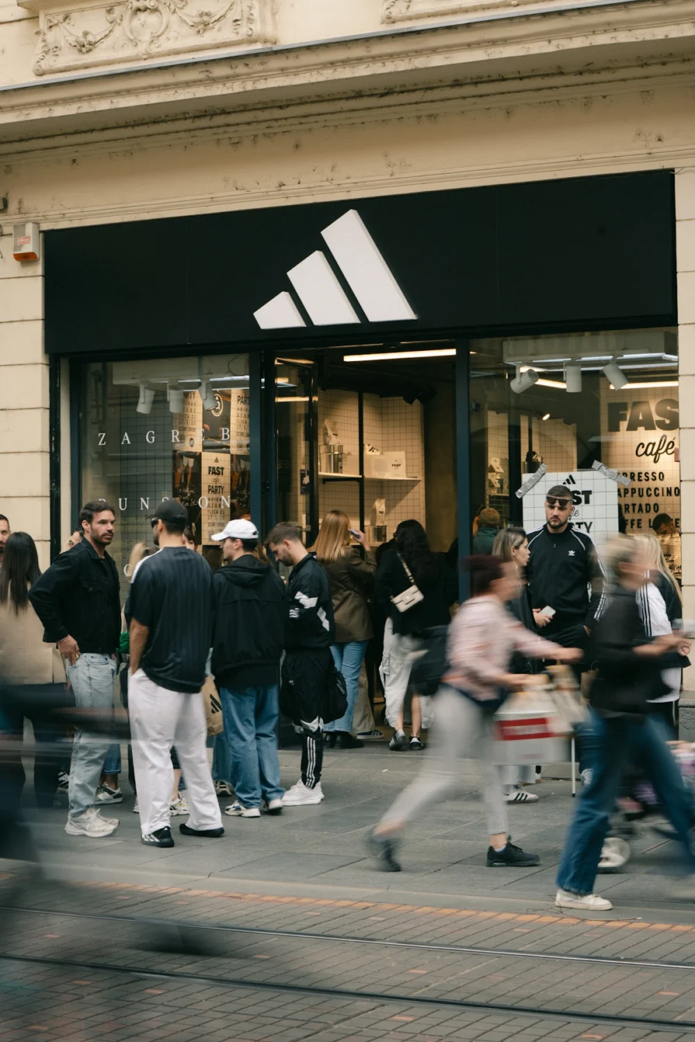 Adidas store - 4