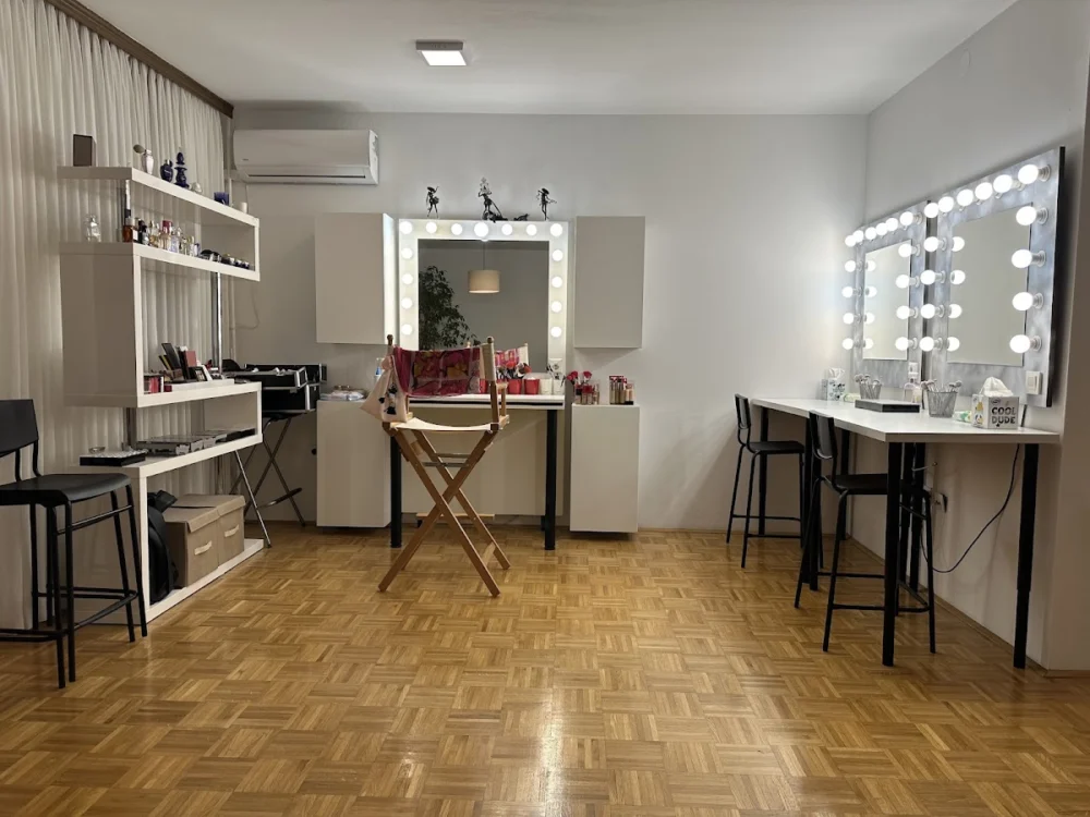 HI! Make up studio - usluga šminkanja i škola šminkanja