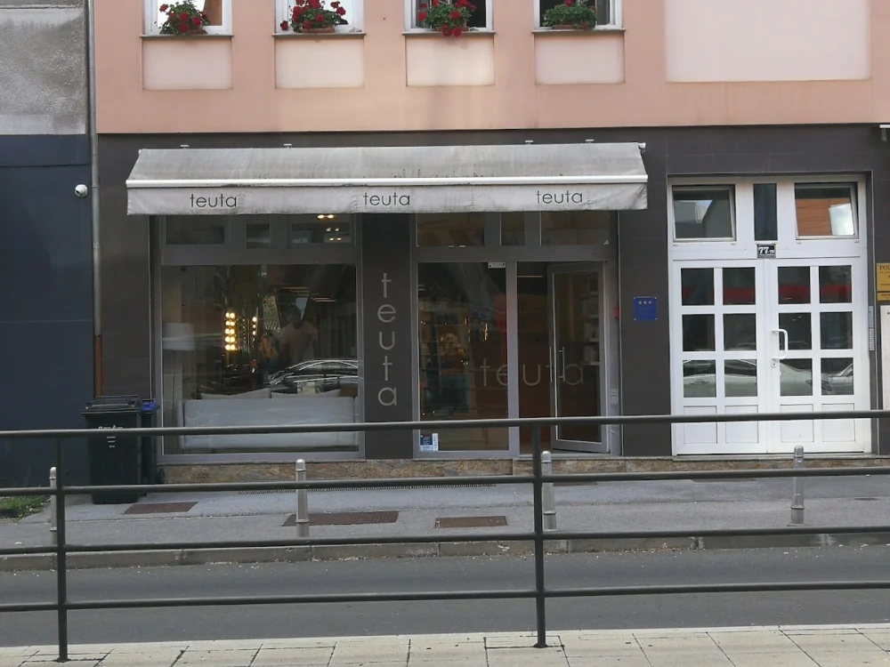 Salon Teuta - 2